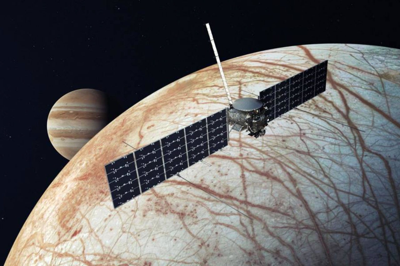SpaceX Will Launch NASA's Europa Clipper Probe to Jupiter's Orbit spacecraft mission exploration
