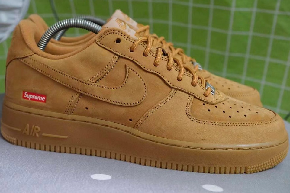 tofu Nublado Fragua Supreme x Nike Air Force 1 Low “Wheat” Preview | Hypebeast
