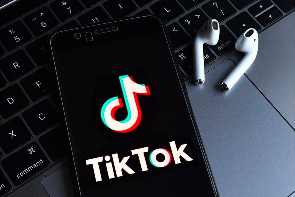 TikTok Announces a Ban on Financial Services Ads financial times branded content policy credit cards loans money assets cryptocurrency crypto bitcoin pyramid schemes