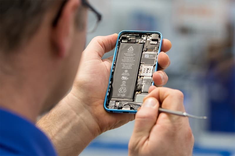 united states of america us president joe biden executive order right to repair fix technology devices gadgets apple microsoft federal trade commission FTC