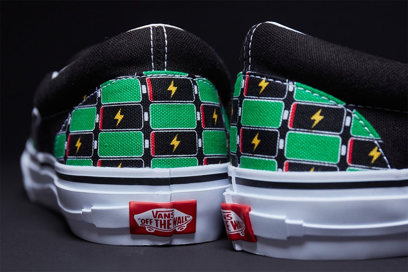 vans slip on charger V98CF release date info store list buying guide battery smartphone photos price black green