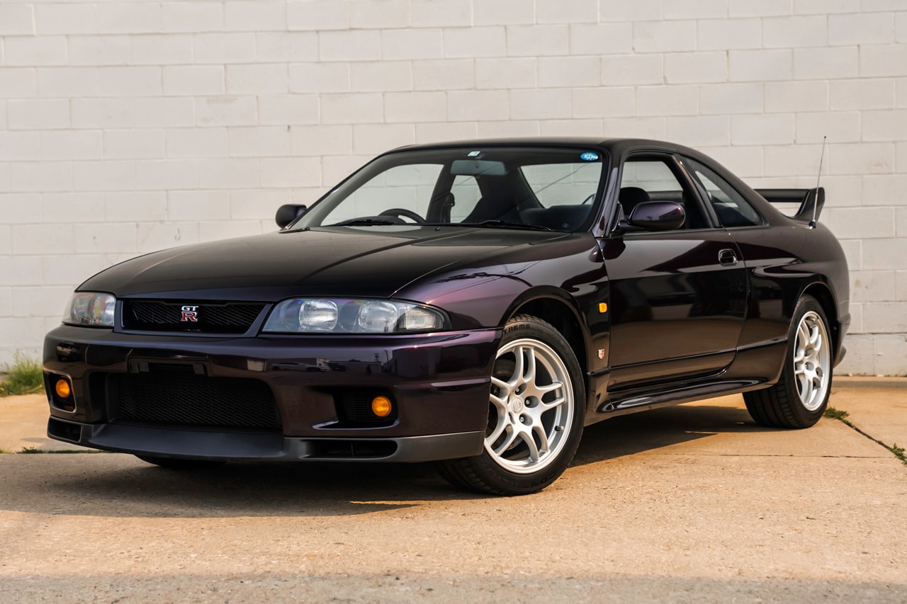 1995 Nissan Skyline GT-R R33 "Godzilla" Midnight Purple RM Sotheby's Monterey Car Auction JDM Japanese Car Sports Rare Imported