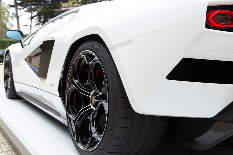 Lamborghini Countach Exclusive Photos and Details Monterey Car Week 2021 The Quail Motorsports Gathering Concours d'Elegance HYPEBEAST Car Club
