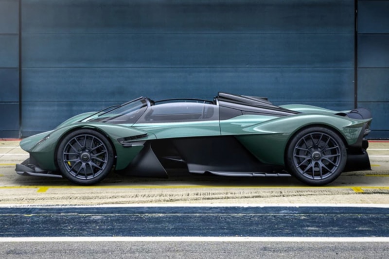 Aston Martin Unveils Roofless Valkyrie Spider