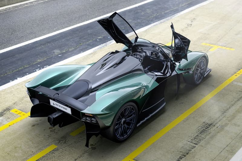 Aston Martin Unveils Roofless Valkyrie Spider