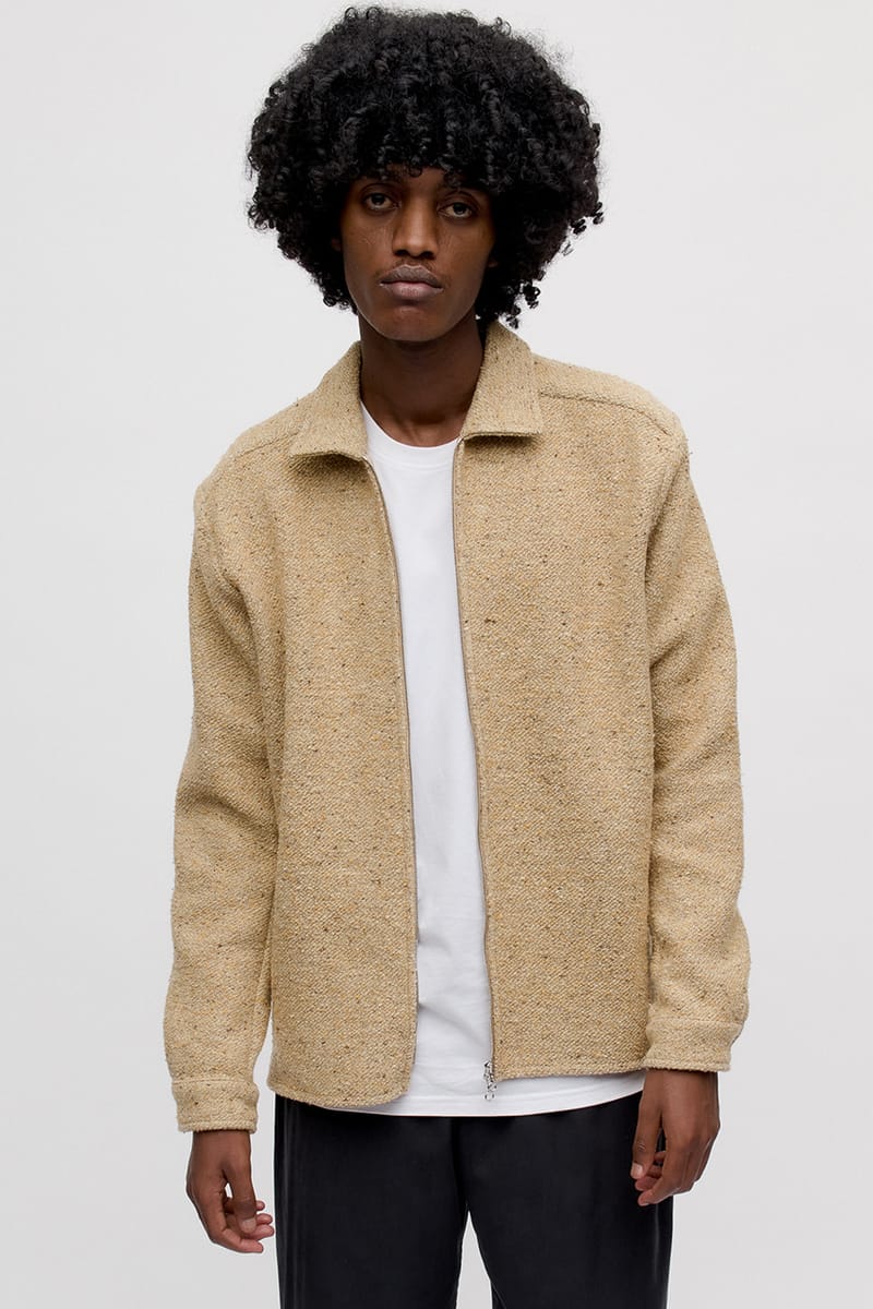 a kind of guise cardigan
