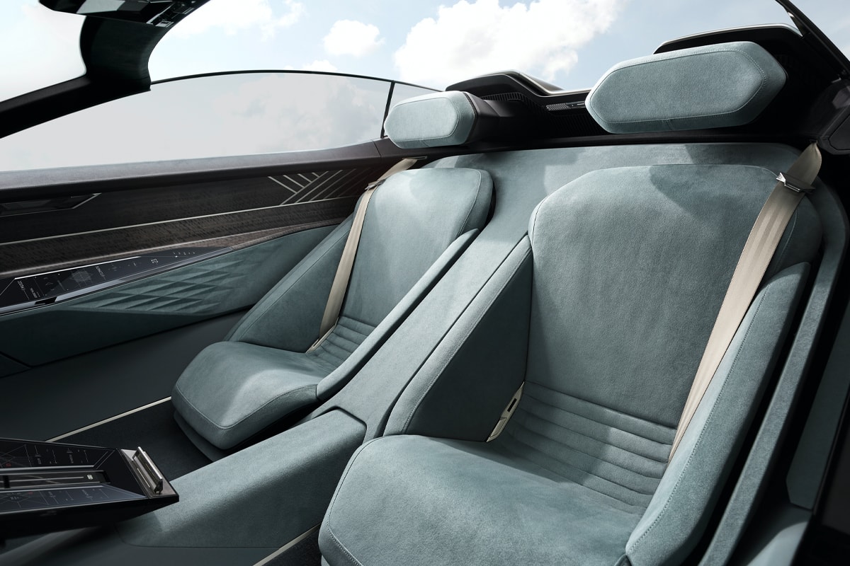 Audi Skysphere Concept Is a Futuristically Sleek EV Roadster shape shiffting electric powered luxury wheelbase auto union 