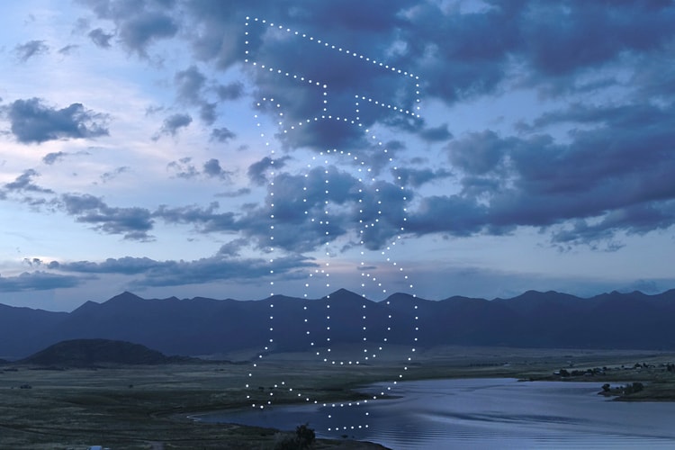 Burberry Marries Technology and Nature to Recreate Its TB Summer Monogram