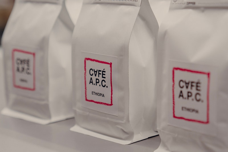 Café A.P.C. Arrives in South Korea Jean Touitou Pierre desserts beverages coffee shop wood and steel 12 angle panels store Hwaseong Gyeonggi Osan dong lotte department opening