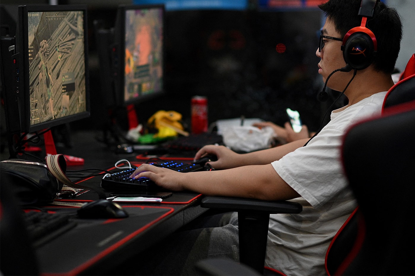 China Limits Kids to Three Hours of Gaming per Week video game addiction 