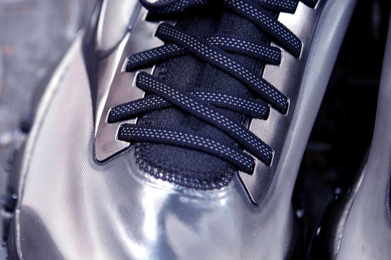 hajime sorayama mizuno wave prophecy sorayama 2nd model metallic closer look korayamaji dark grey metallic 2G tokyo osaka release info