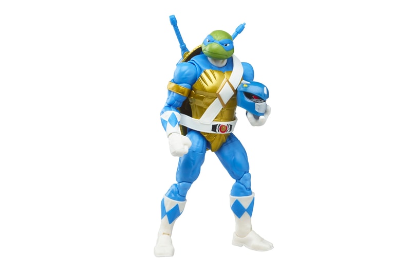 Hasbro Debuts First Teenage Mutant Ninja Turtles and Power Rangers Mash-up Figures TMNT miniature figures leonardo donatello lightning collection bandai america new york city raphael michelangelo