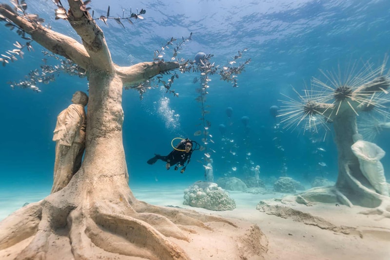 Jason deCaires Taylor Underwater Sculpture Museum