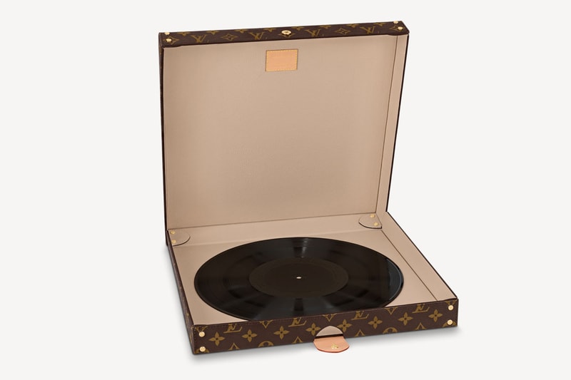 Louis Vuitton's Monogram-Clad Pizza Box Is Not Actually for Pizza mens fall winter 2021 accessories