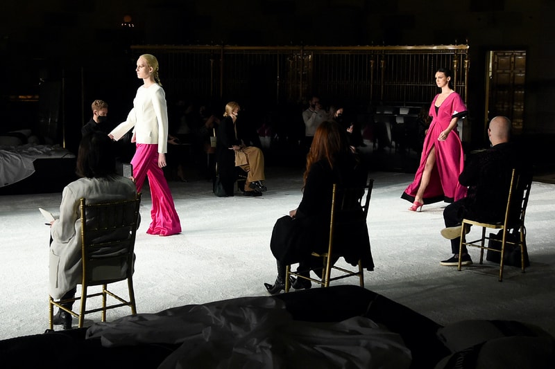 New York Fashion Week Announced It Will Only Allow Vaccinated Guests To Attend Shows proof of vaccination covid-19 pandemic cfda council of fashion designers of america img models business of fashion Rodarte, Moschino, Tom Ford, Ulla Johnson and Peter Do nyfw designers
