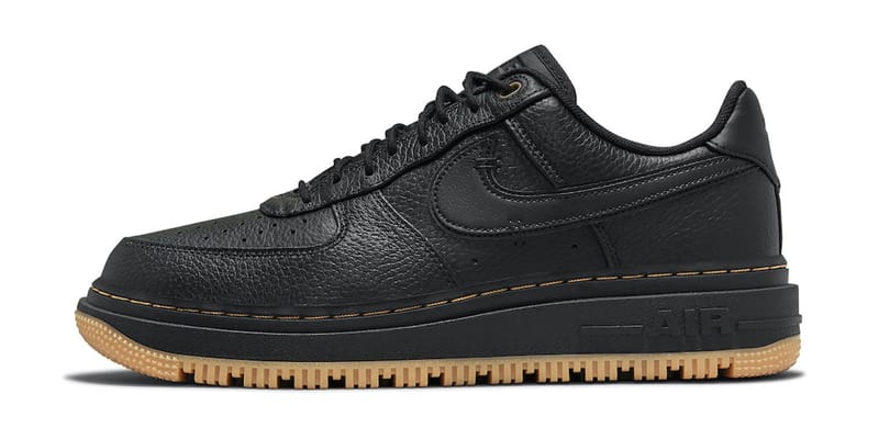 Nike Air Force 1 Luxe \