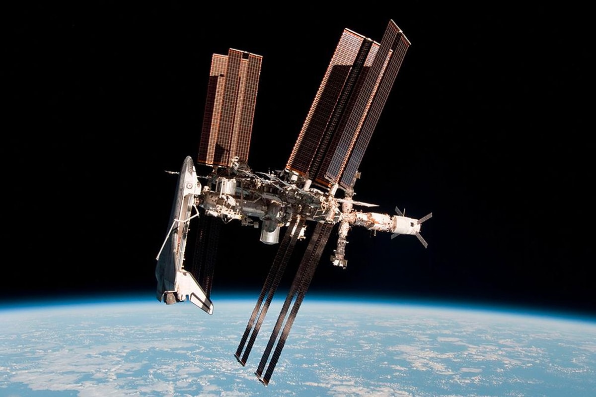 You Can Now Experience Space Aboard the ISS Through Virtual Reality Space Explorers: The ISS Experience time billionaries in space astronauts nasa space travel