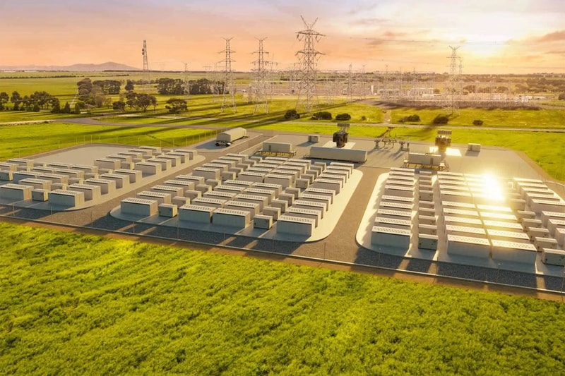 tesla megapack caught fire incident victorian big battery neoen system testing australia electricity power grid 
