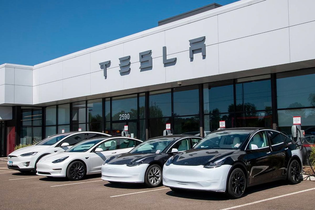 Senators Have Urged FTC to Further Investigate Tesla's Self-Driving Claims autopilot ev electric vehicles elon musk