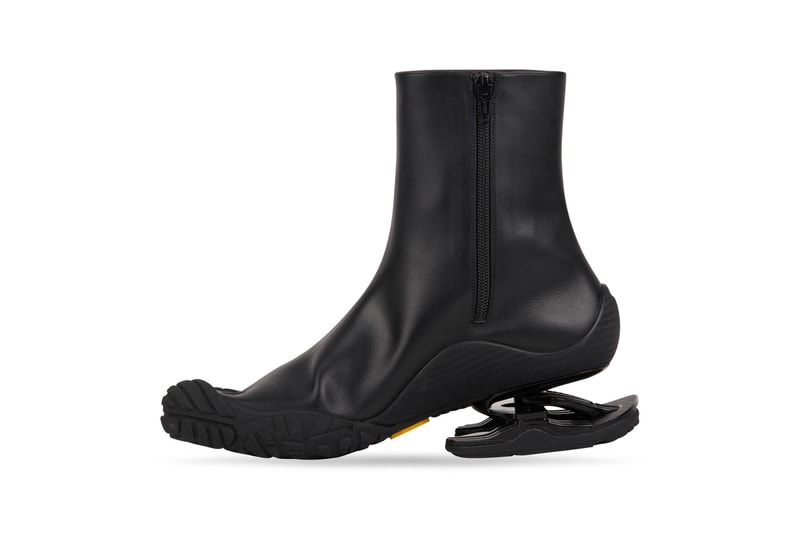 Balenciaga Vibram Five Finger Toe Bootie Black Calf Leather Winter 2021 Campaign Runway Shoe Boots Heel Menswear Demna Gvasalia Designer Footwear Suspension Heel X-Pander