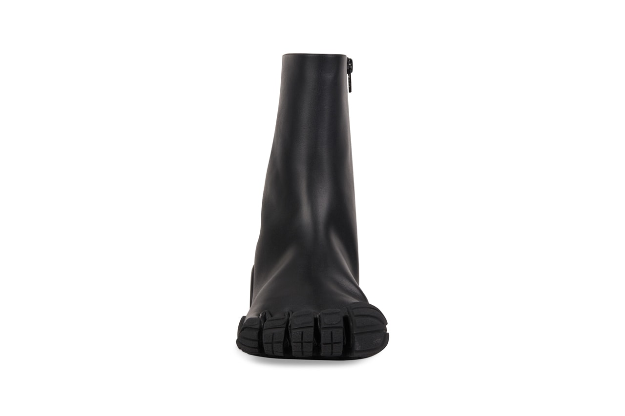 Balenciaga Vibram Five Finger Toe Bootie Black Calf Leather Winter 2021 Campaign Runway Shoe Boots Heel Menswear Demna Gvasalia Designer Footwear Suspension Heel X-Pander