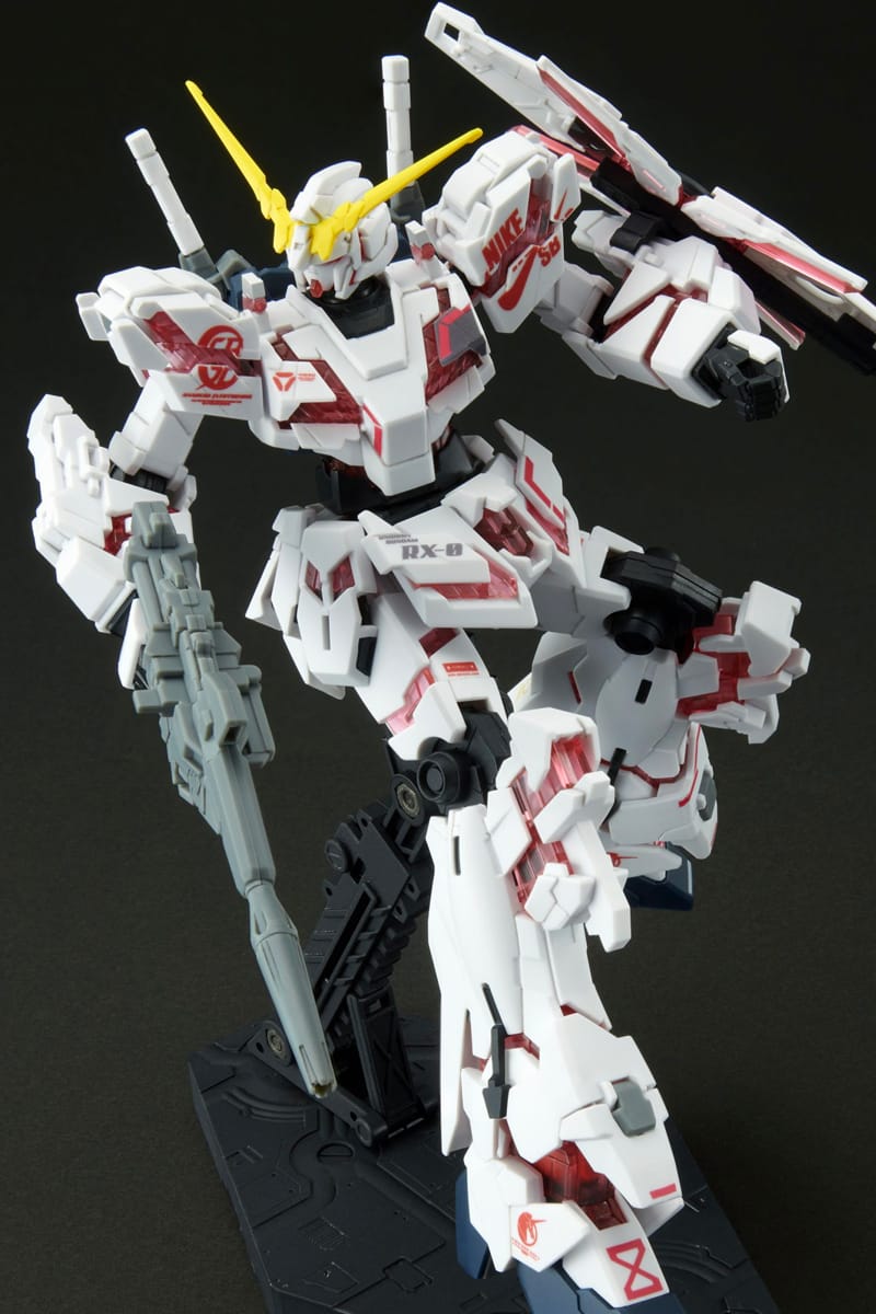 gundam nike model kit