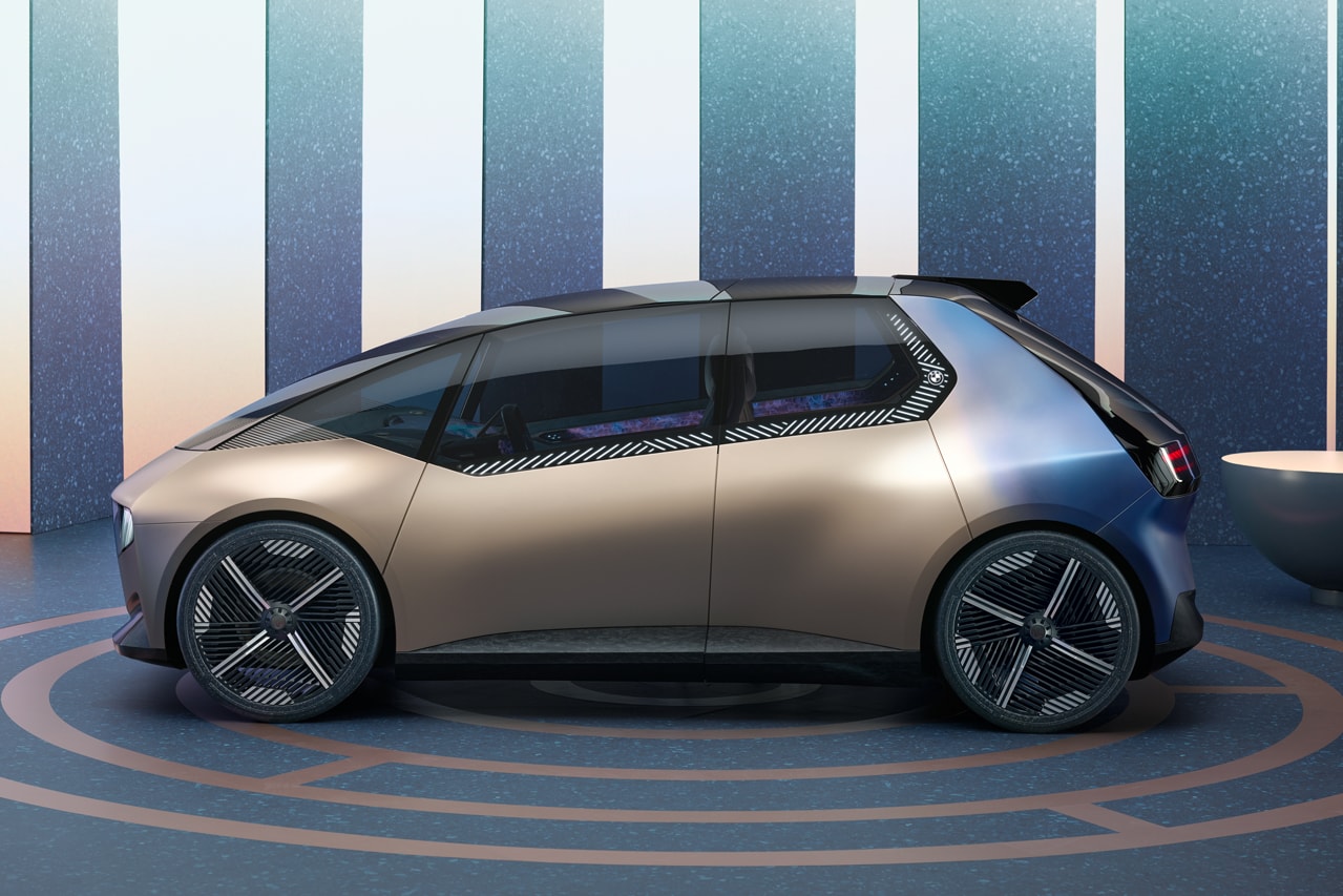 BMW i Vision Circular Sustainable Concept Car Electric Vehicles EV 2040 IAA Mobility 2021 Renewable Recycled Materials 
