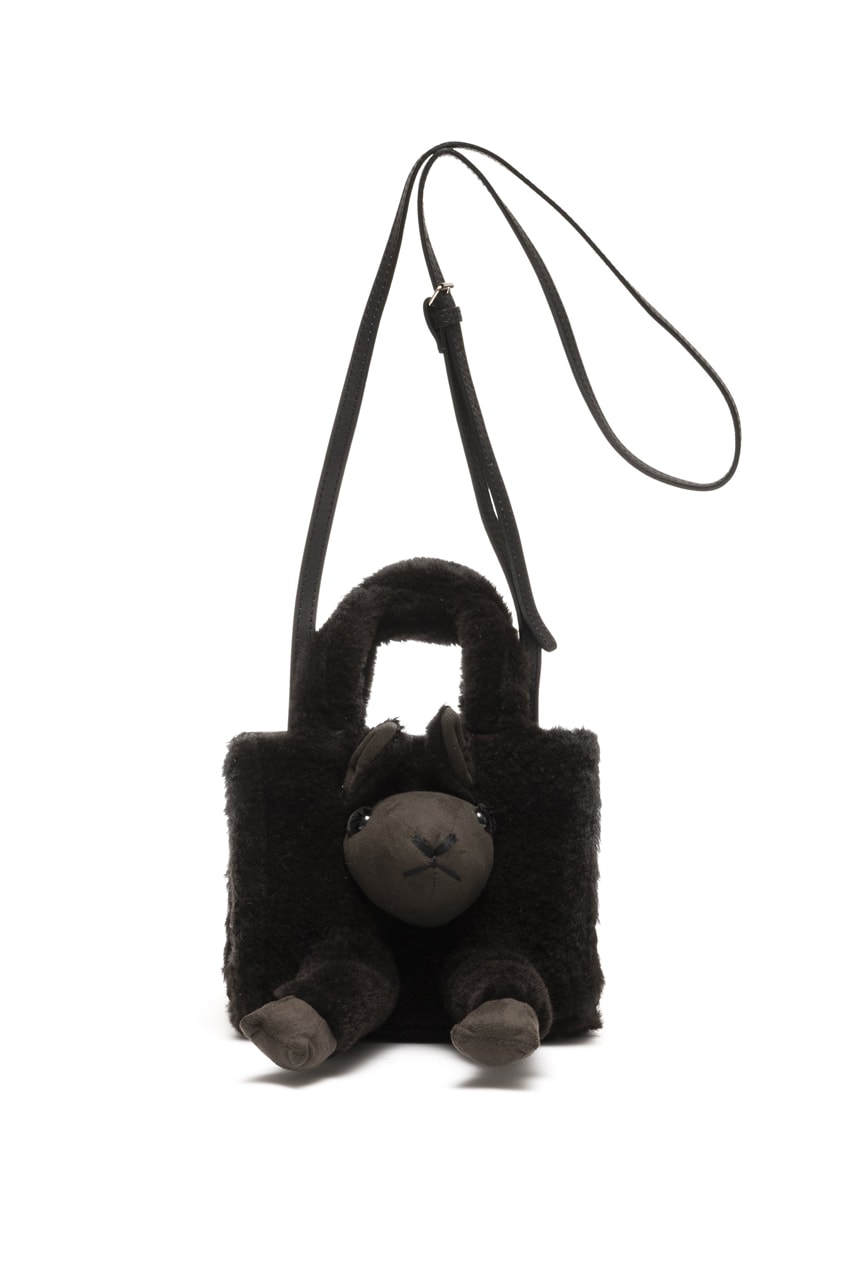 doublet Stuffed Animal Fur Bag Camel Alpaca Hand-Knitted Cat Scarf Dover Street Market Ginza Accessories Fall Winter 2021 FW21 