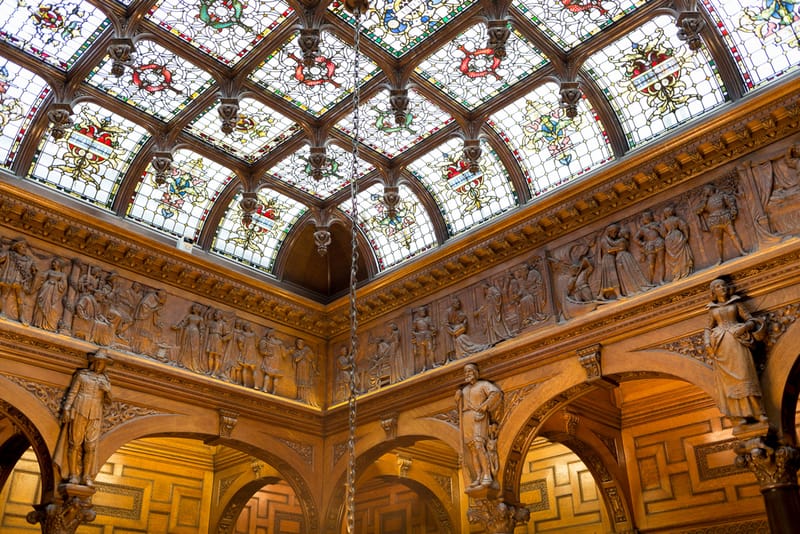 Past Meets Present in a New Art Auction Called “Eye of the Collector”