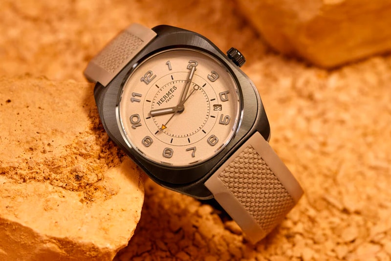 HODINKEE and Hermès Introduce the Ideal Daily Driver Watch watches and wonders h08 timepiece series collection H monogram fabric silicone cement arrow shaped signature orange release 7275 USD cushion shaped info
