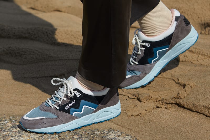 karhu aria 95 whitecap gray mosaic blue