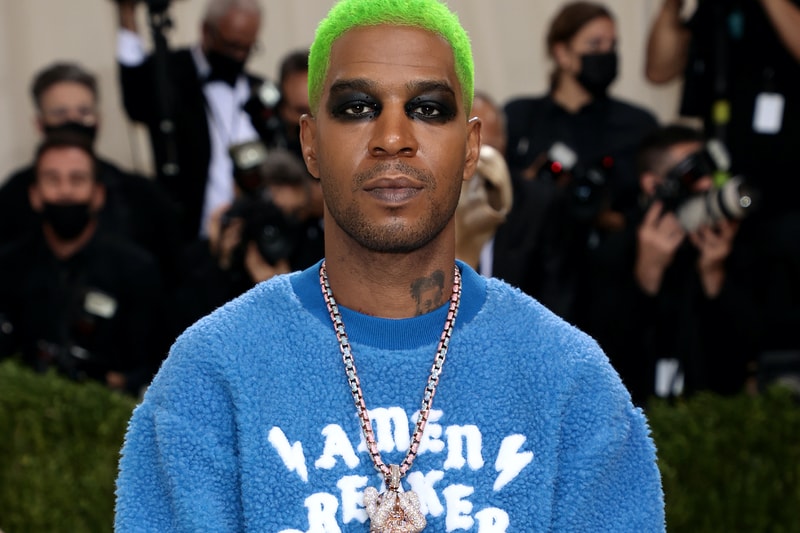 Kid Cudi Wears $1 Million USD KAWS x Ben Baller Chain to Met Gala 2021 jewellery diamonds jewels necklace bling ice accessories rapper hip hop anna wintour louis vuitton virgil abloh