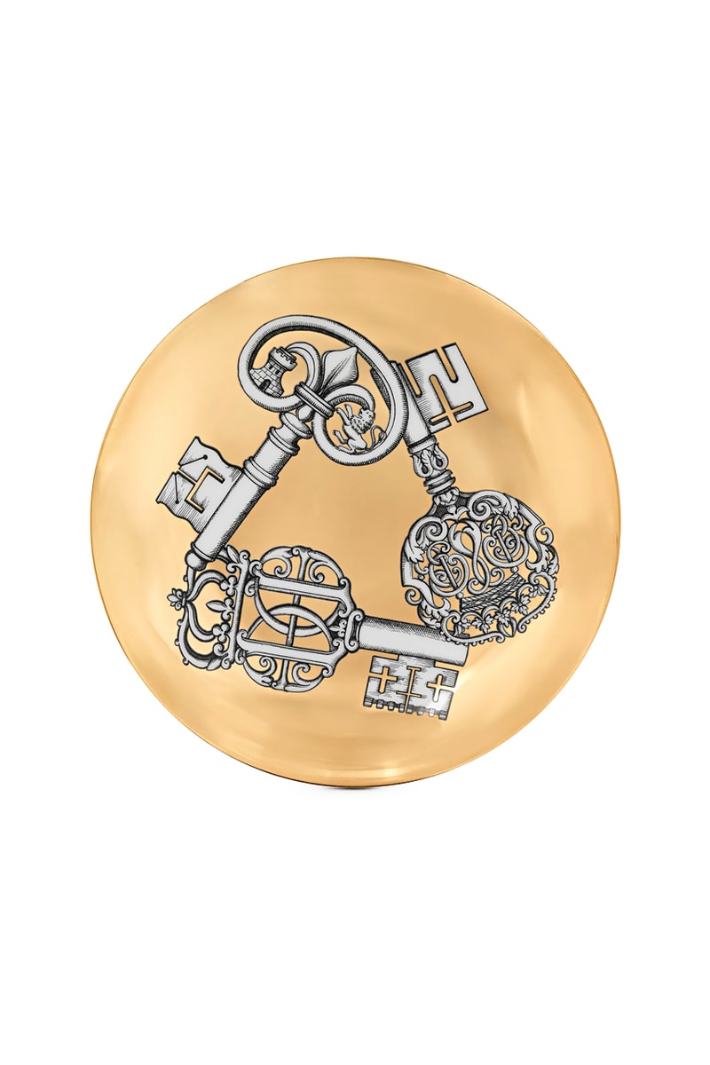 Louis Vuitton x Fornasetti Mural Plate Set Gold   Fall Winter 2021 FW21 Homeware Decor Decorative Johnny Coca Porcelain Collectors Piece Art