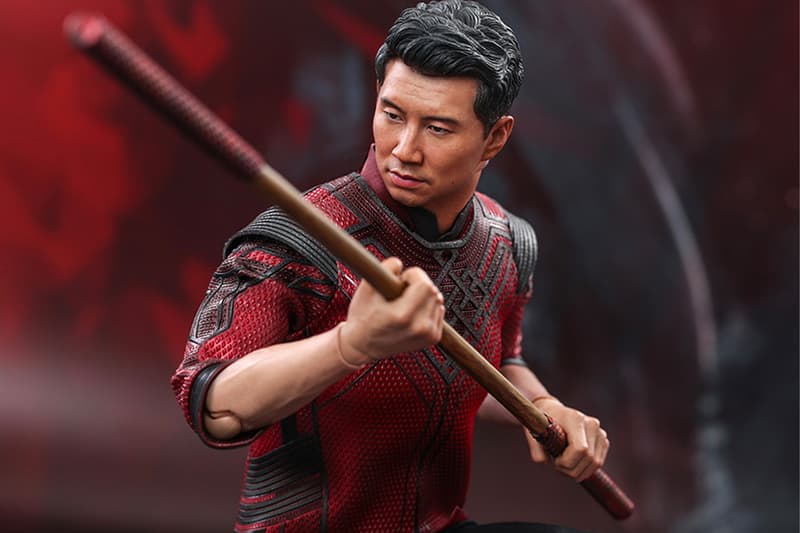 Marvel Shang-Chi and the Legend of the Ten Rings Hot Toys Figurines lifelike figures simu liu tony leung mcu marvel cinematic universe