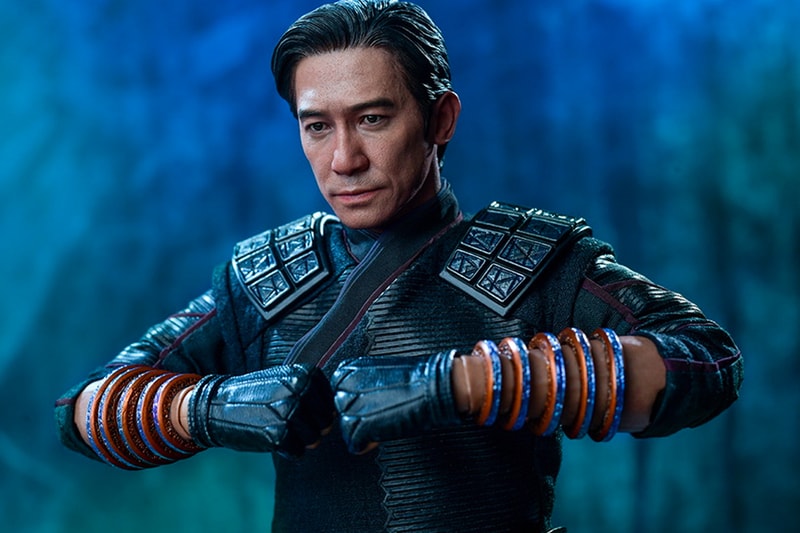 Marvel Shang-Chi and the Legend of the Ten Rings Hot Toys Figurines lifelike figures simu liu tony leung mcu marvel cinematic universe