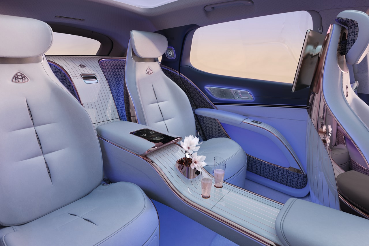 Mercedes-Maybach Concept EQS Luxury Electric Car SUV EV Unveiled Future Transport G-Class G-Wagon EQG EQE IAA Mobility 2021 