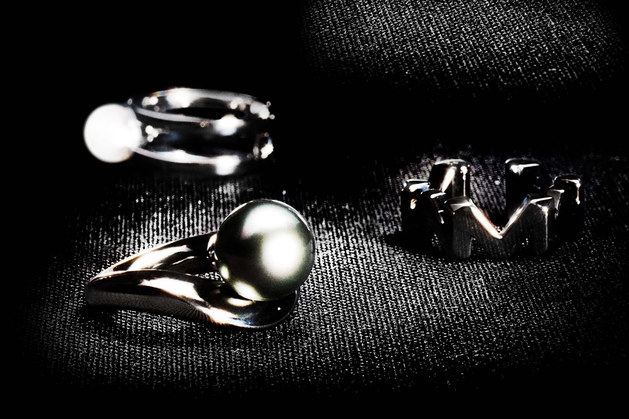 Mikimoto "PASSIONOIR" Collection Black South Sea Pearls Black Rhodium Plated Silver Ear Cuffs Earrings Studs Necklaces Bracelets Japanese Fine Jewelry Men in Pearls Accessories Trend 
