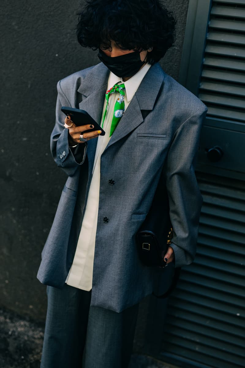 Milan Fashion Week Women's SS22 Street Style spring summer 2022 streetstyle mfw milano camerao moda italy streetwear versace fendi gucci fendace kim jones donatella versace silvia venturini fendi