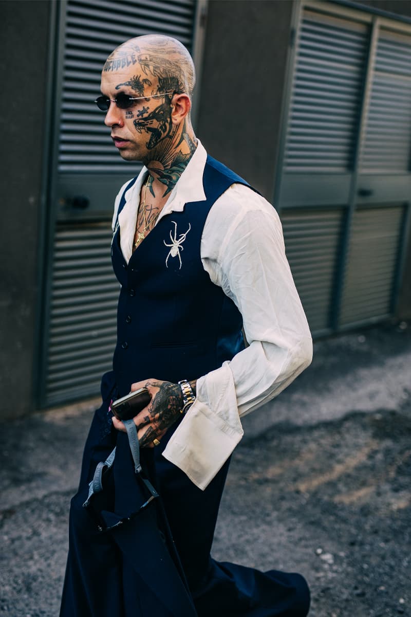 Milan Fashion Week Women's SS22 Street Style spring summer 2022 streetstyle mfw milano camerao moda italy streetwear versace fendi gucci fendace kim jones donatella versace silvia venturini fendi