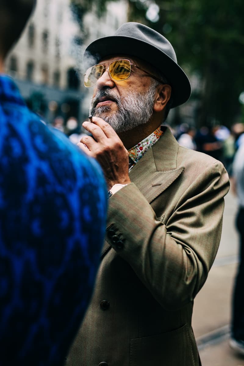 Milan Fashion Week Women's SS22 Street Style spring summer 2022 streetstyle mfw milano camerao moda italy streetwear versace fendi gucci fendace kim jones donatella versace silvia venturini fendi