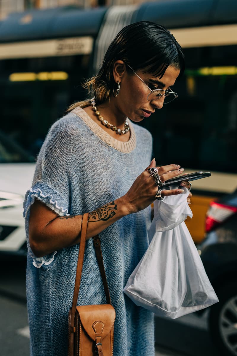 Milan Fashion Week Women's SS22 Street Style spring summer 2022 streetstyle mfw milano camerao moda italy streetwear versace fendi gucci fendace kim jones donatella versace silvia venturini fendi