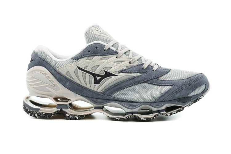 Mizuno's Wave Prophecy LS and Wave Mujin TL Receive Suede Makeovers
