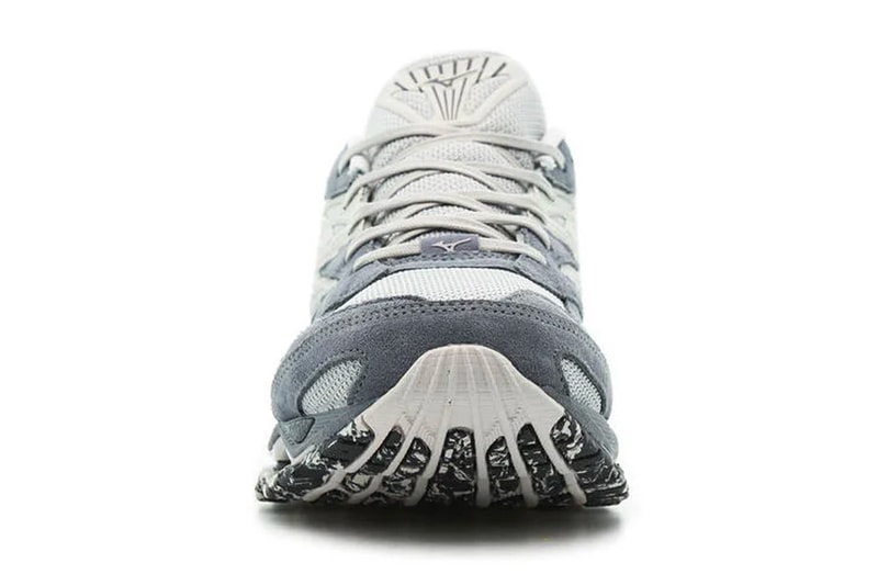 Mizuno's Wave Prophecy LS and Wave Mujin TL Receive a "Gray Violet" Suede Makeover fall winter michelin Iron Gate TradeWinds Ebony mesh runbird logo wave system nylon strap a few online store september 25 release info  