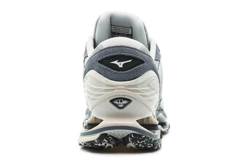 Mizuno's Wave Prophecy LS and Wave Mujin TL Receive a "Gray Violet" Suede Makeover fall winter michelin Iron Gate TradeWinds Ebony mesh runbird logo wave system nylon strap a few online store september 25 release info  