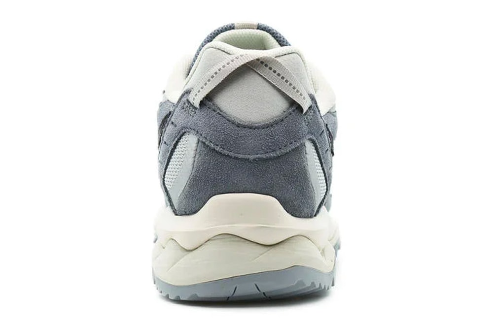Mizuno's Wave Prophecy LS and Wave Mujin TL Receive a "Gray Violet" Suede Makeover fall winter michelin Iron Gate TradeWinds Ebony mesh runbird logo wave system nylon strap a few online store september 25 release info  