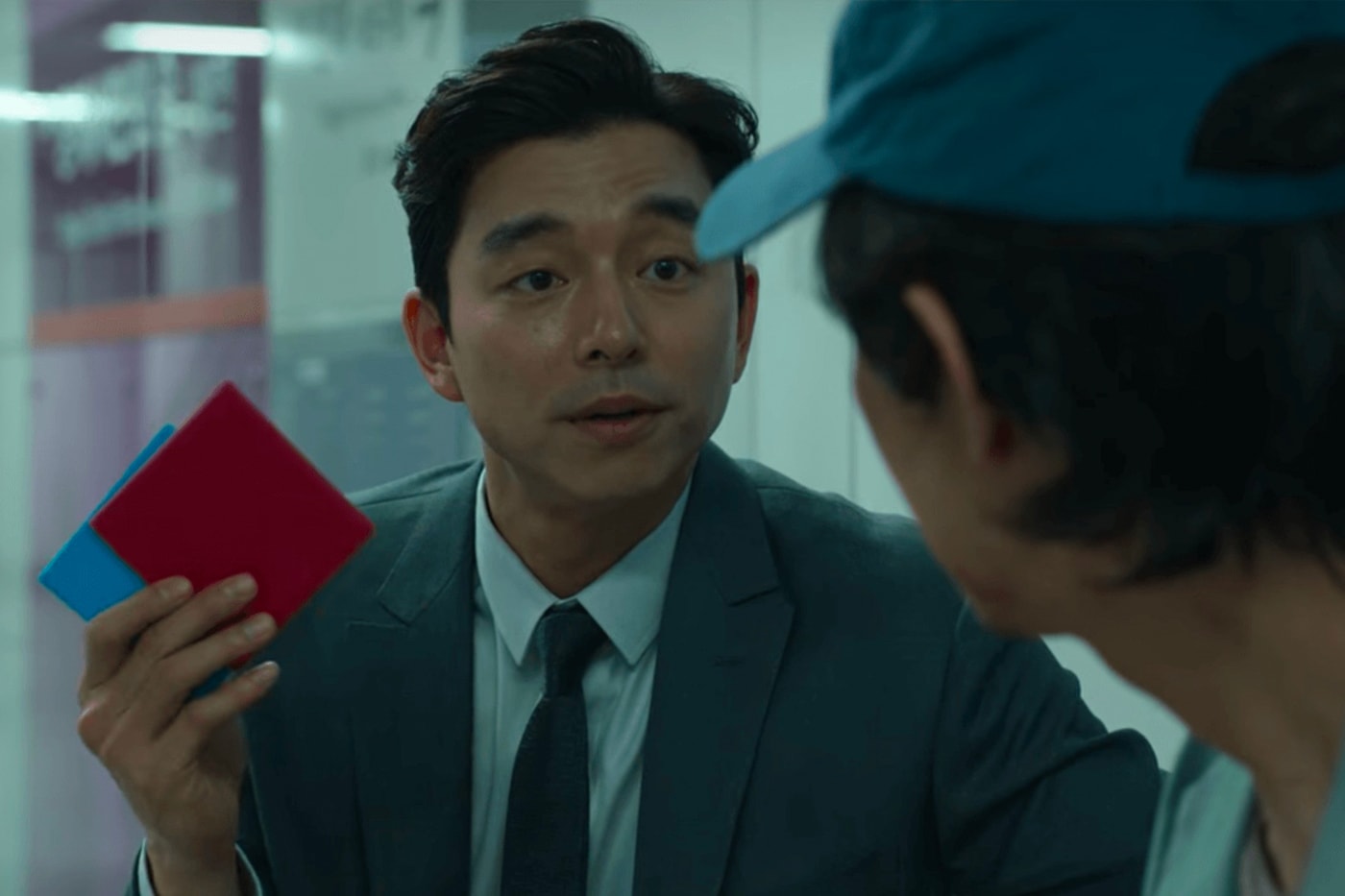'Squid Game' Gong Yoo's Salesman Character Revealed entertainment series Dong-hyuk Hwang netflix Korea 