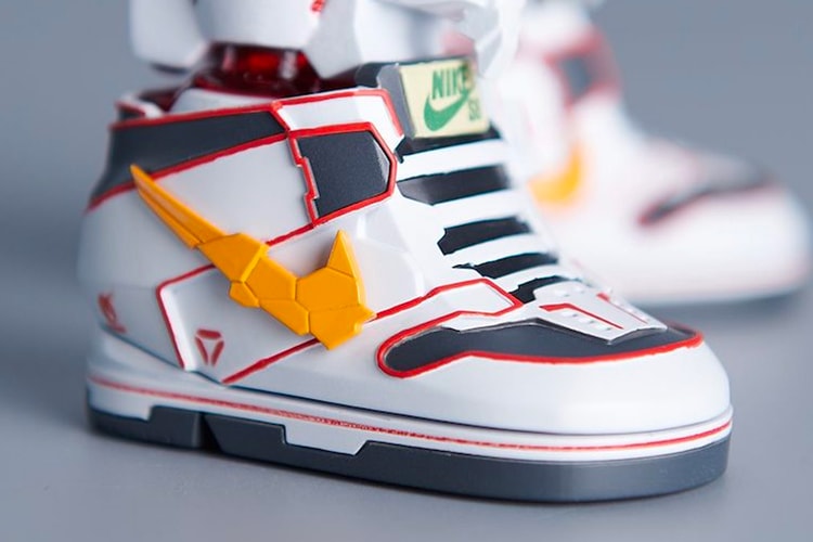 Two Mini Figures Will Join the 'Gundam' x Nike SB Dunk High Release