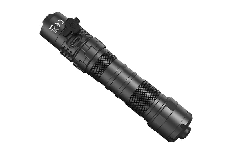 nitecore compact flashlight 1800 lumens 21100 candela 290 meter throw torch tactical gear outdoors adventure camping hiking everyday carry 