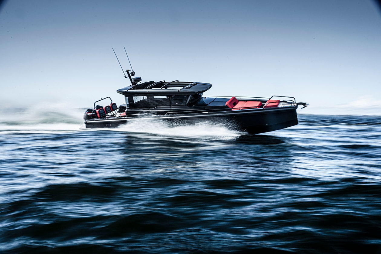 Panerai And Boatbuilding Arm of Brabus Collaborate on Limited Edition Submersible Inspired by Dayboats