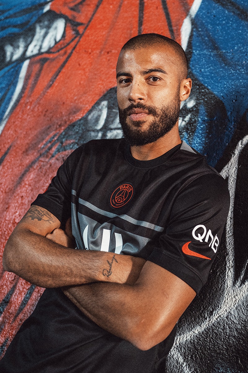 Paris Saint-Germain 2021/22 Third Kit by Nike